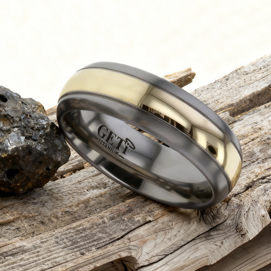 Mobile/@2210-3mmy next to a meteorite copy 2.jpg